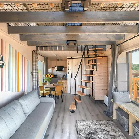 Your Holidays Freedom Zastan